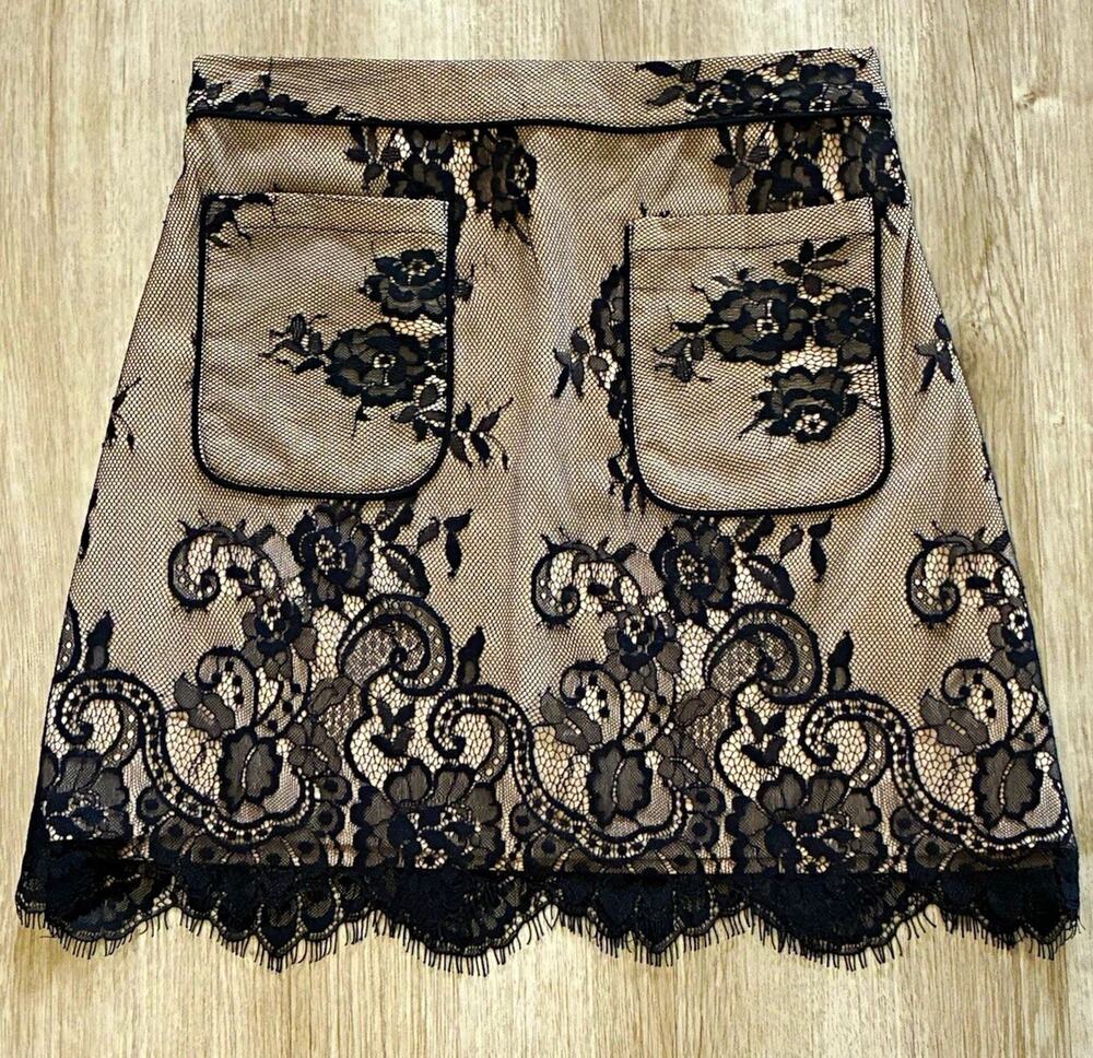 Abercrombie & Fitch Women’s Beige/Black Floral Lace A-Line Mini Skirt, 0